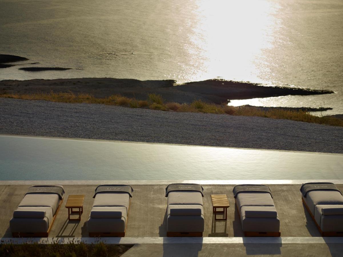 Domes White Coast Milos, Adults Only - Small Luxury Hotels Of The World Mytakas Bagian luar foto