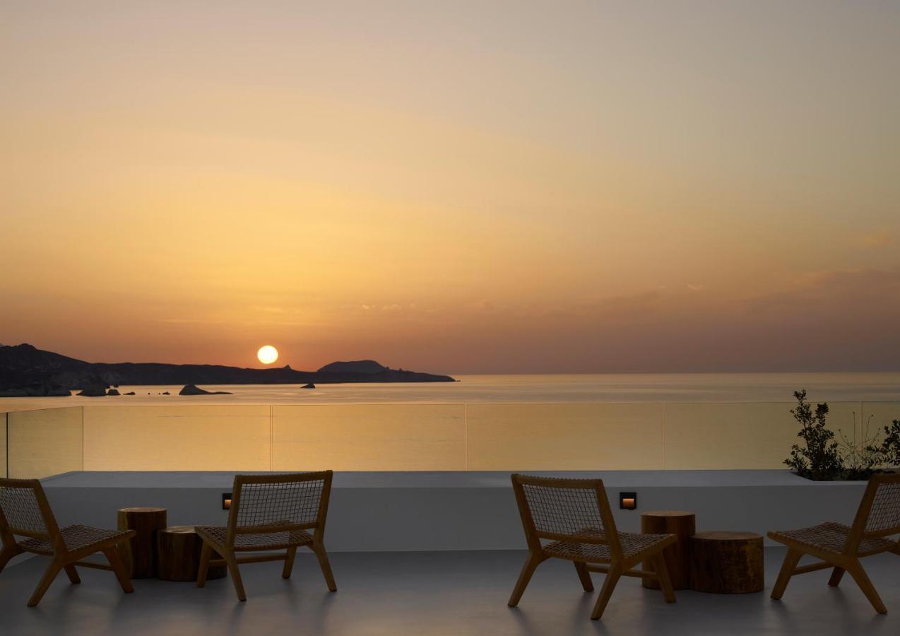 Domes White Coast Milos, Adults Only - Small Luxury Hotels Of The World Mytakas Bagian luar foto
