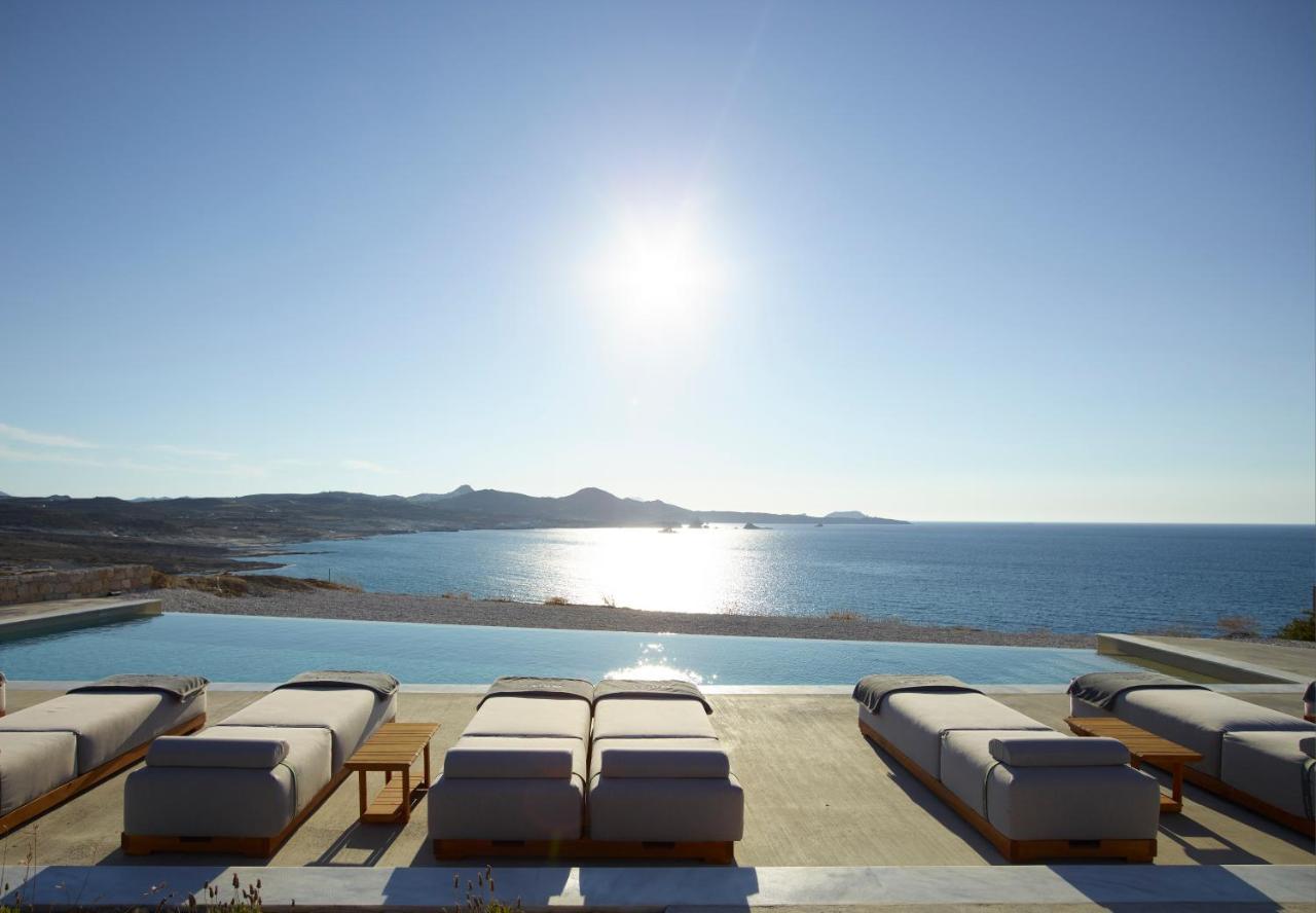 Domes White Coast Milos, Adults Only - Small Luxury Hotels Of The World Mytakas Bagian luar foto