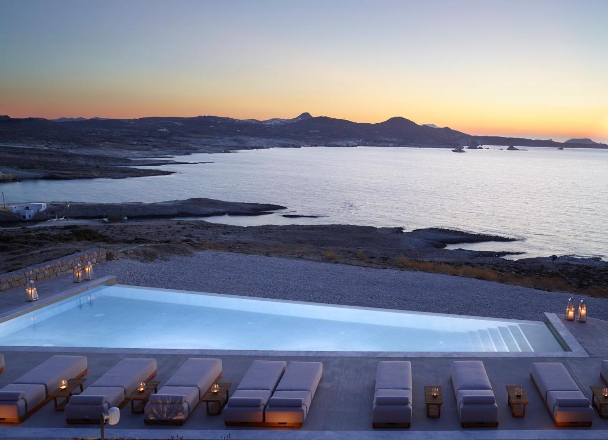 Domes White Coast Milos, Adults Only - Small Luxury Hotels Of The World Mytakas Bagian luar foto