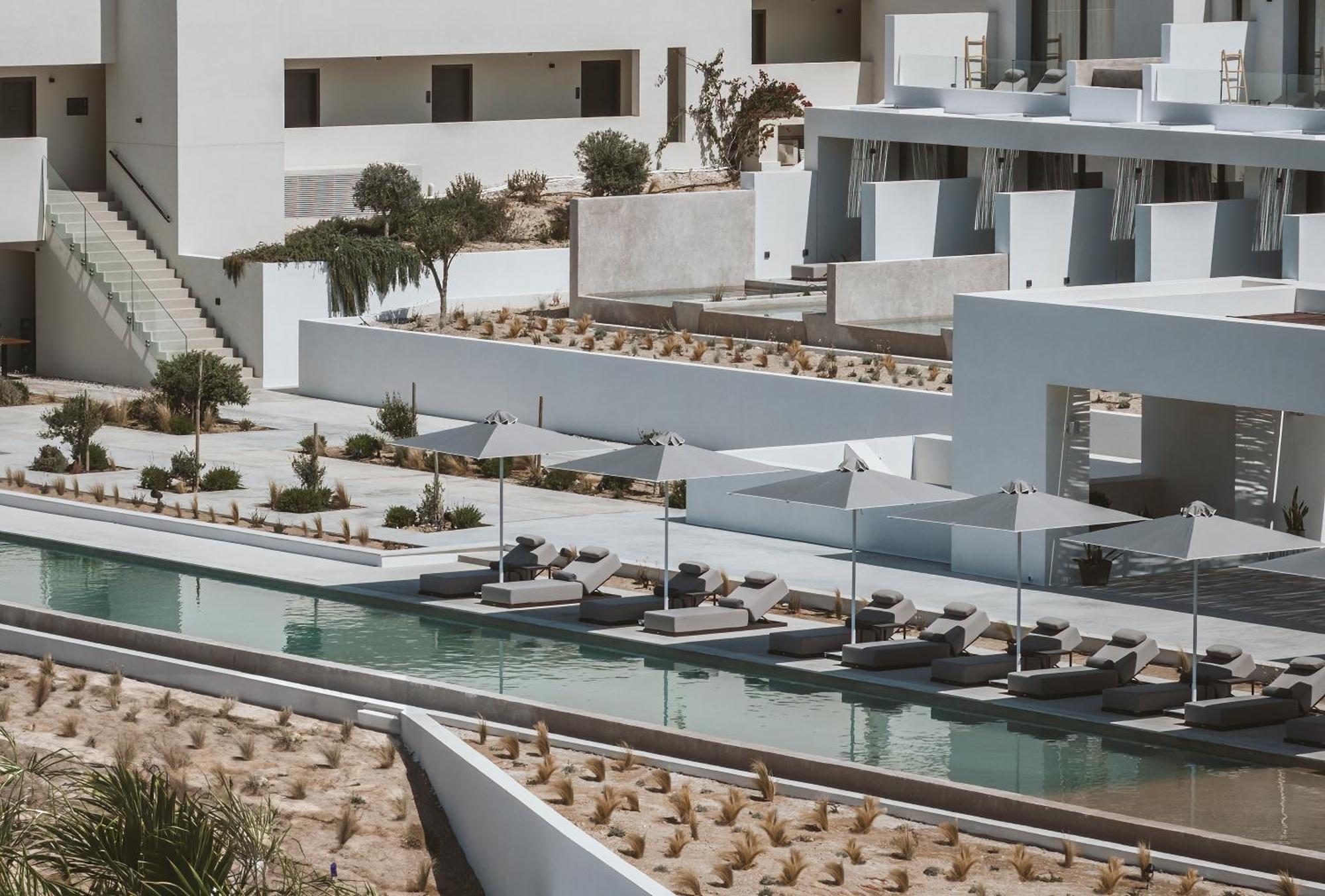 Domes White Coast Milos, Adults Only - Small Luxury Hotels Of The World Mytakas Bagian luar foto
